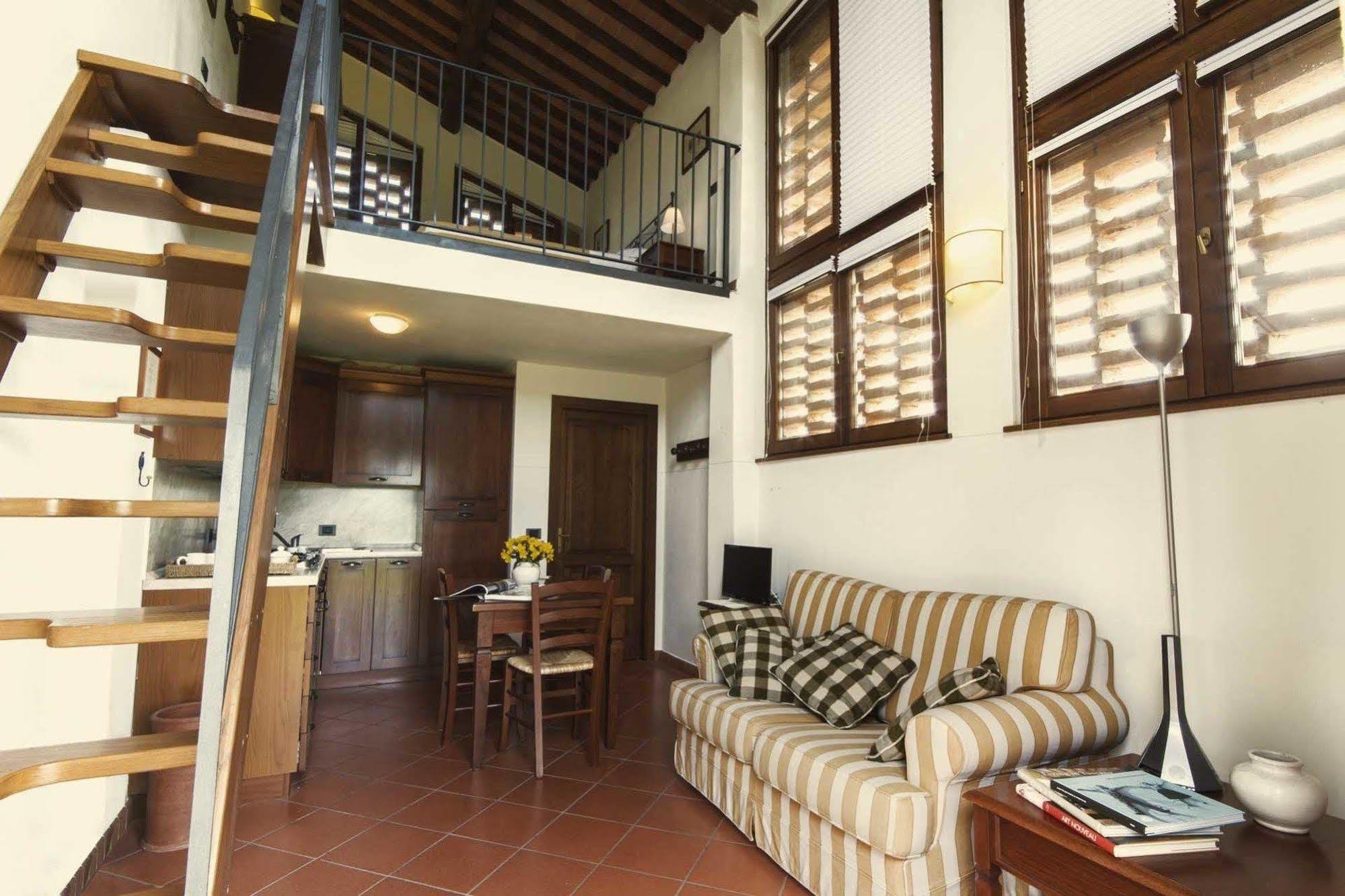 Casale Podernovo Terricciola ภายนอก รูปภาพ
