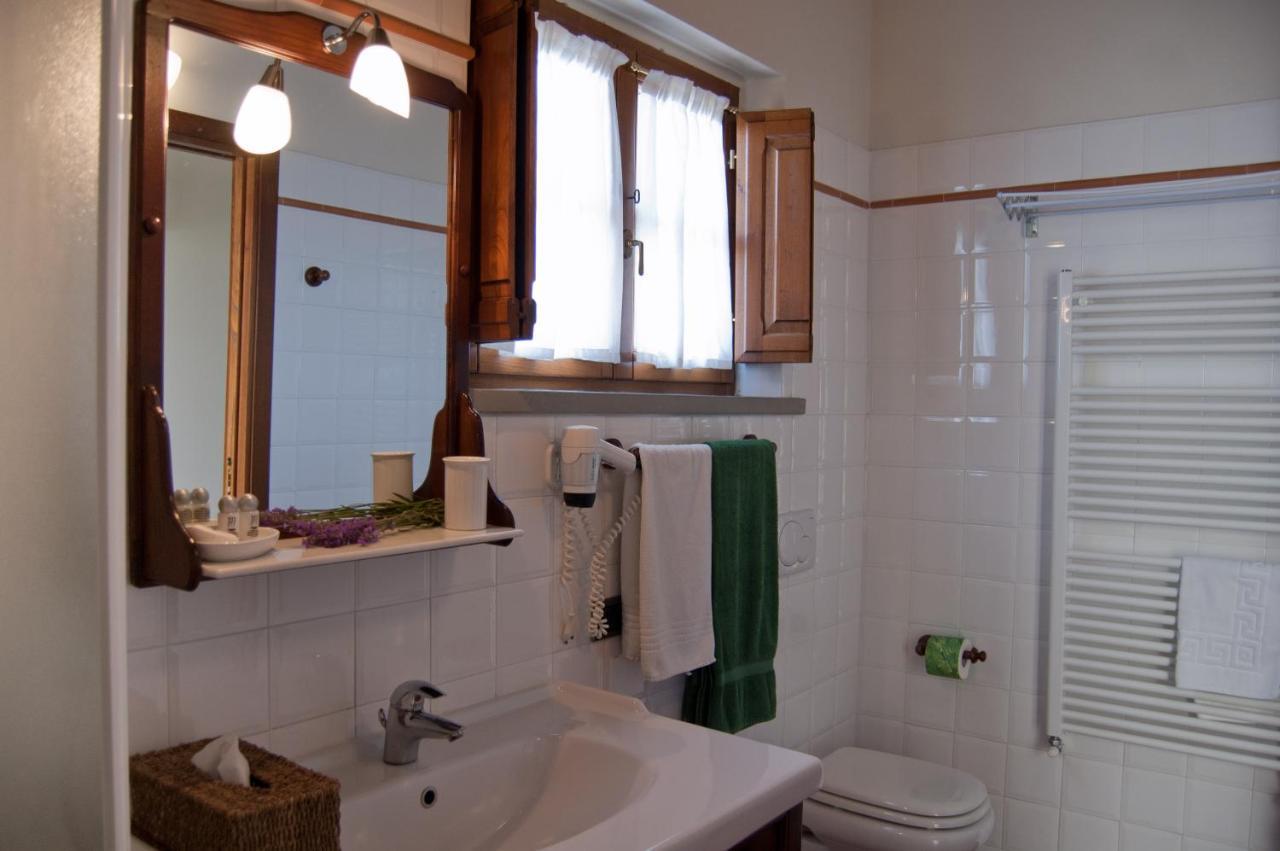 Casale Podernovo Terricciola ภายนอก รูปภาพ